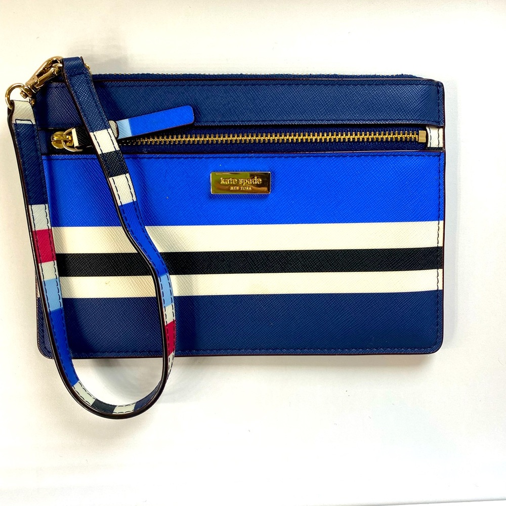 KATE SPADE wristlet